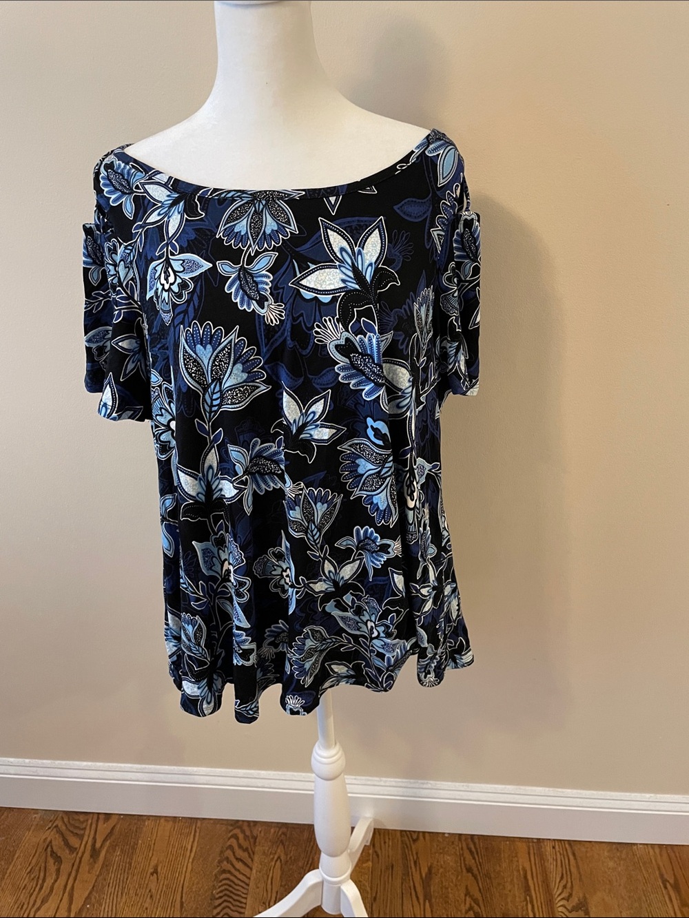 Westport Navy Blue Floral Off-Shoulder Tunic